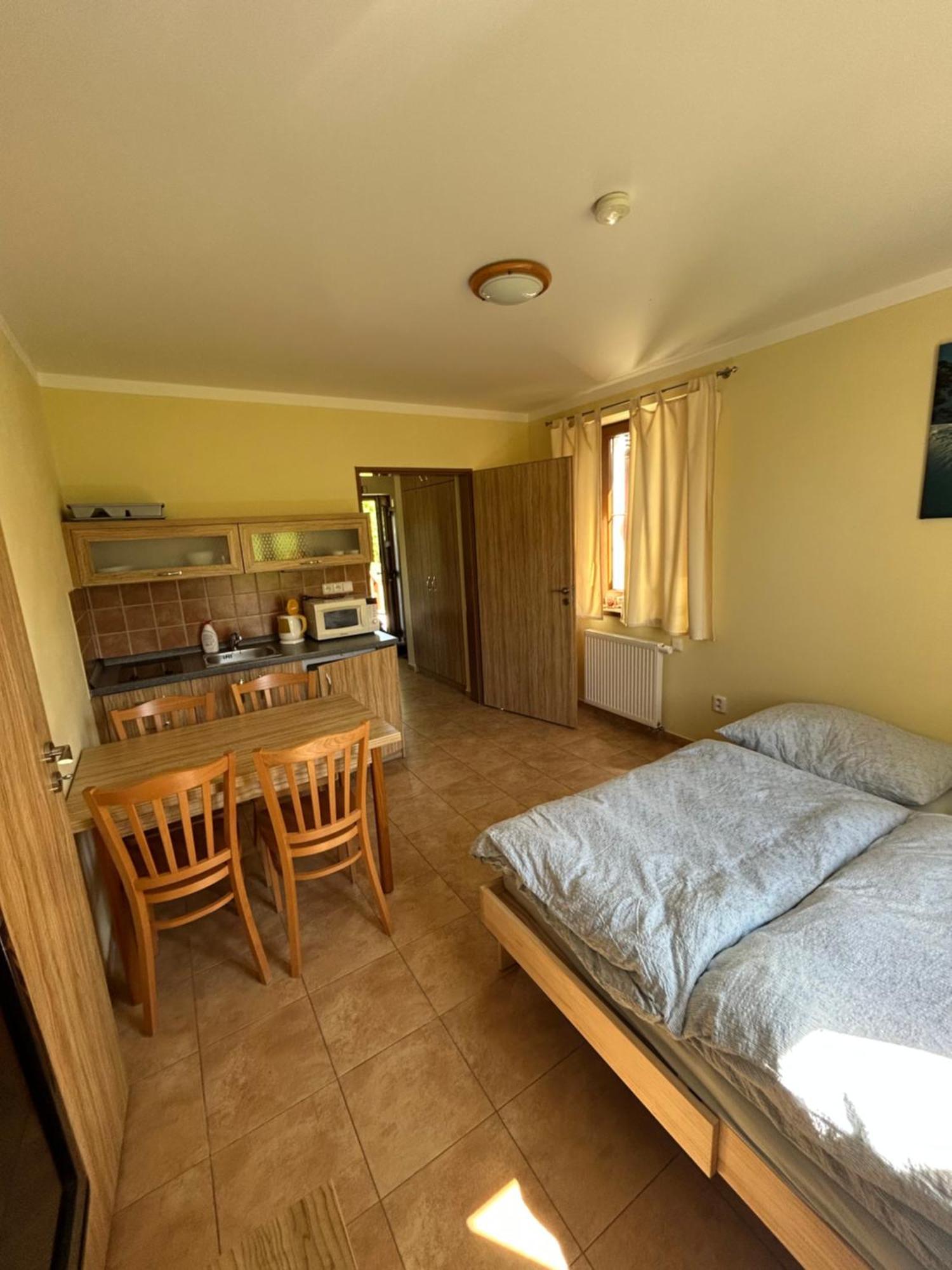 Apartmány F - chata SVOBODĚNKA Dolní Moravice Exterior foto